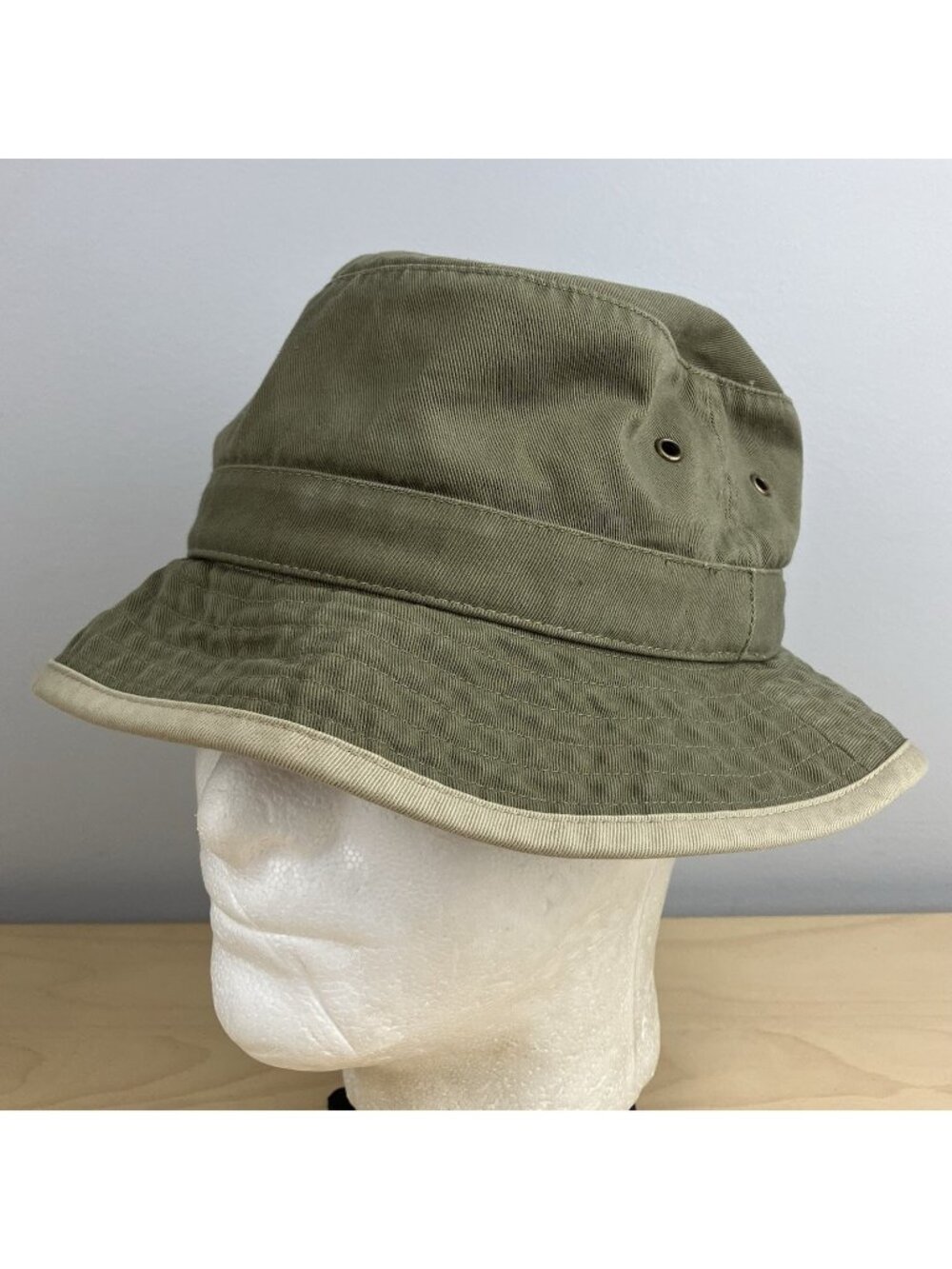 L.L. Bean Bucket Hat Size Medium Dark Green / Khaki Vented Outdoor Hiking